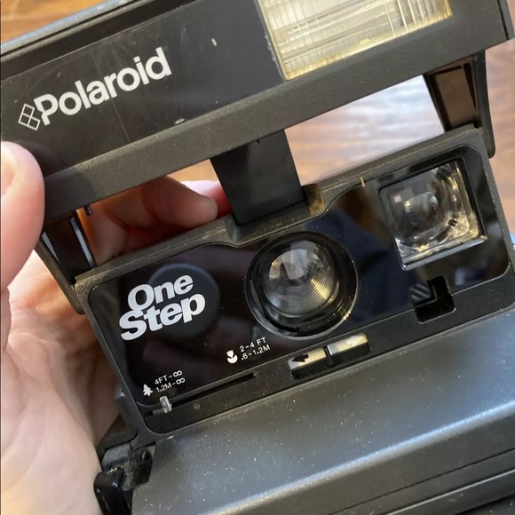 Vintage Polaroid One Step Instant Camera Uses 600 Film UNTESTED - Picture 7 of 7